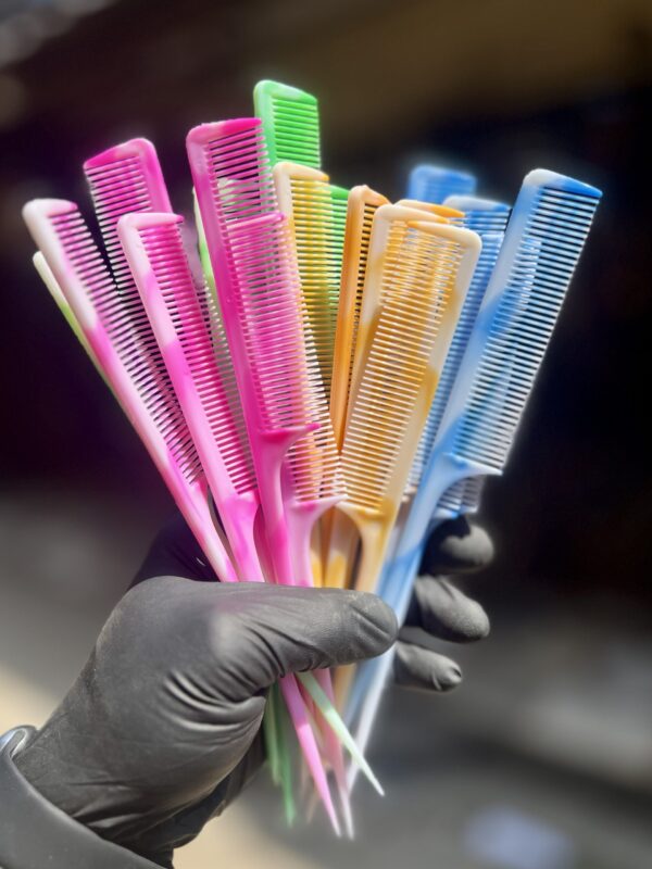 Tail comb (12 pieces)